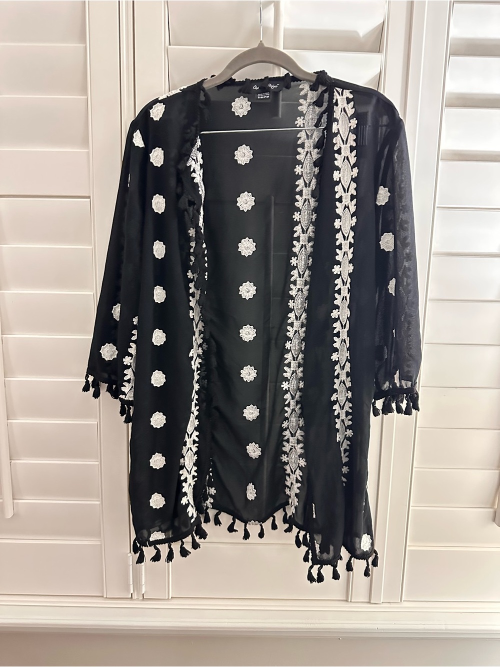 Charlie Paige Black Cover-Up Kimono with White Embroidery